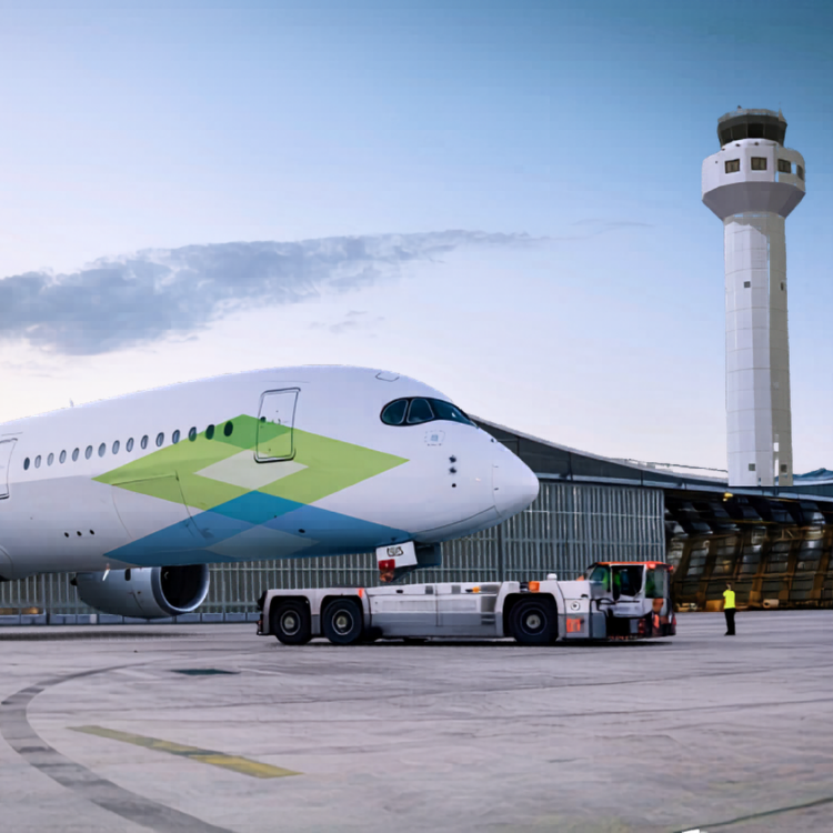 TestSolutions Airline plane at Airport
